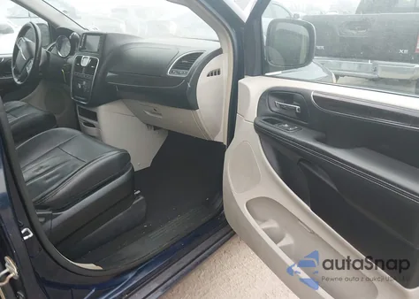 2013 Chrysler Town & Country Touring from USA, damaged, VIN 2C4RC1BG8DR697167